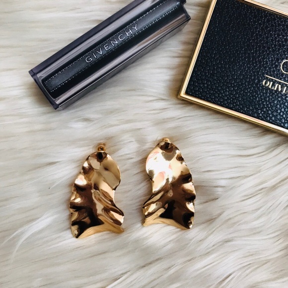 3/$20 Geometric Gold Metal Statement Earrings - Picture 3 of 5